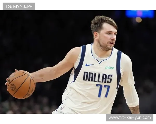 东契奇突破乔丹得分纪录，NBA历史神迹再现，东契奇三次单挑乔治