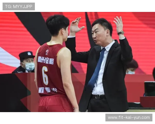 CBA 教练临场换人挽救濒死比赛