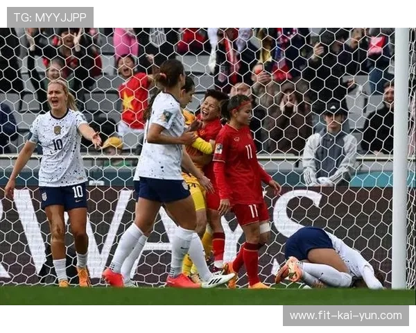 美国女足在巴黎奥运会比赛中以3-0战胜美国，奥运美国女足战绩